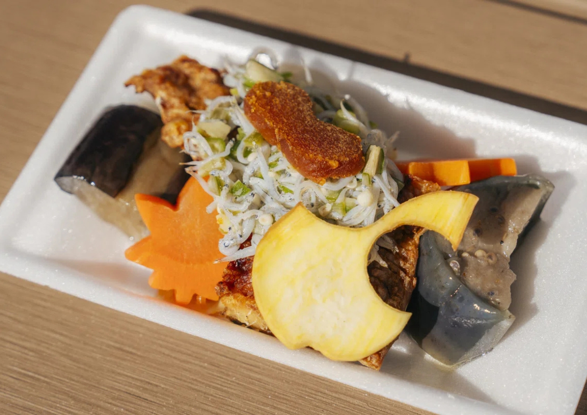 彩り豊かな料理の一例